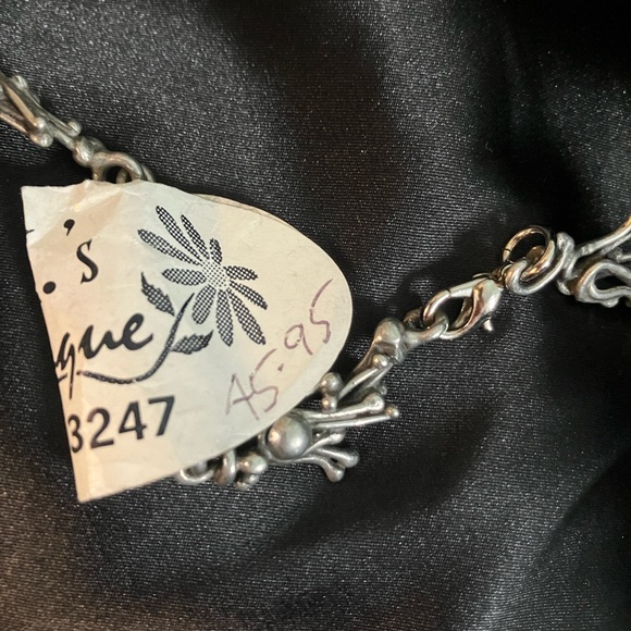 Designer Pewter Green Glass Artsy Whimsy Necklace - Picture 6 of 10